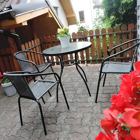 Mi Dzyzdroje Terraced House Near Promenade مينززدرويه