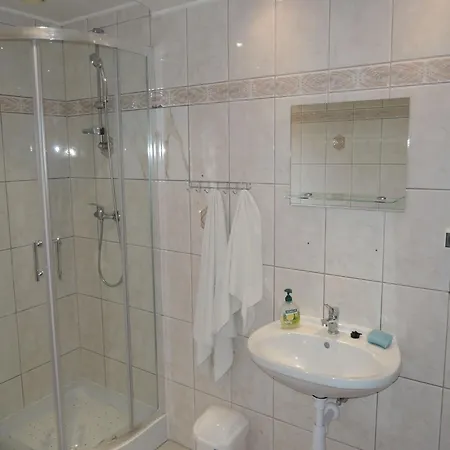 Mi Dzyzdroje Terraced House Near Promenade