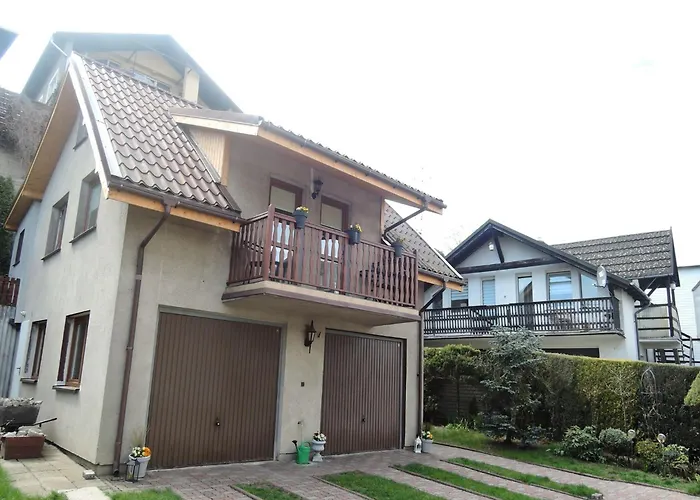 Mi Dzyzdroje Terraced House Near Promenade *