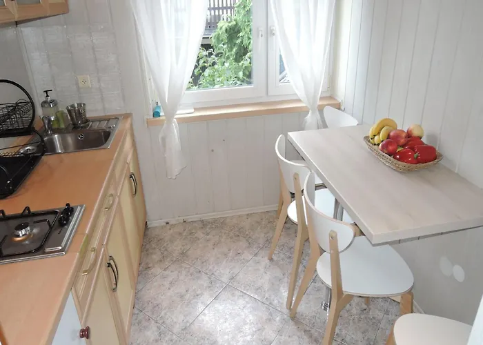 Mi Dzyzdroje Terraced House Near Promenade *