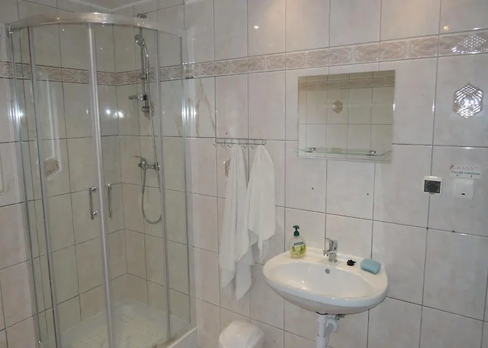 Mi Dzyzdroje Terraced House Near Promenade